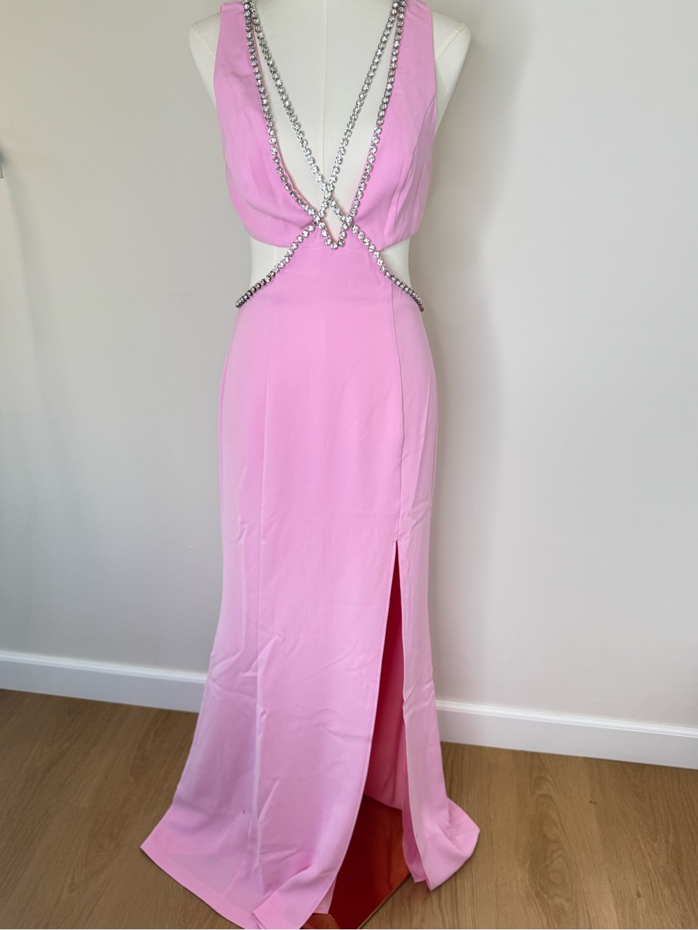 NWT ✨MAJORELLE | REVOLVE Pink Chain-Trim Plunge Gown Size M $495